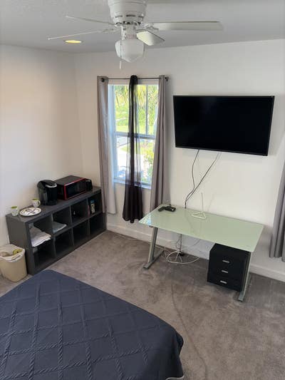 Private Master Suite for Rent Main Photo