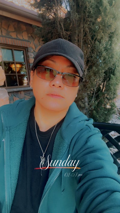 Woman looking for a room in Long Beach area Main Photo