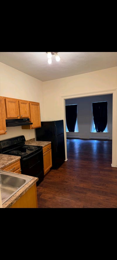 Shays room Main Photo