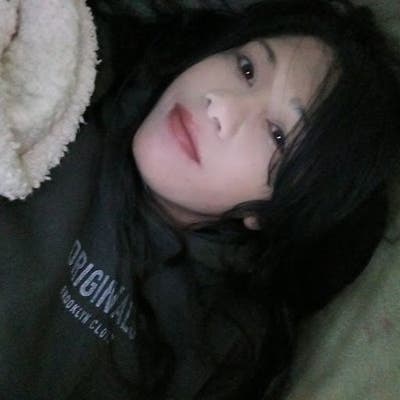 32 year old Female seeks a small or large room Main Photo