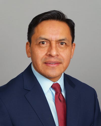 Hi! I’m William, living in the Boston area ... Main Photo