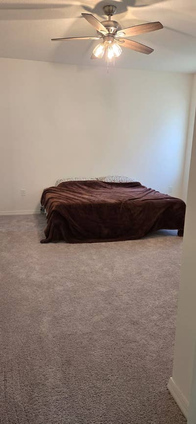 Room for Rent in Sanford Main Photo