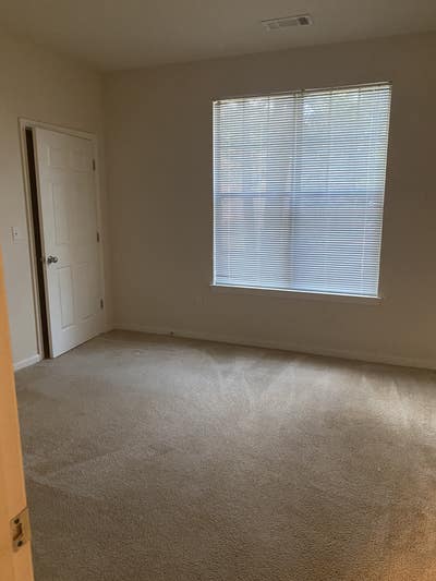 One private bed/bath  Main Photo