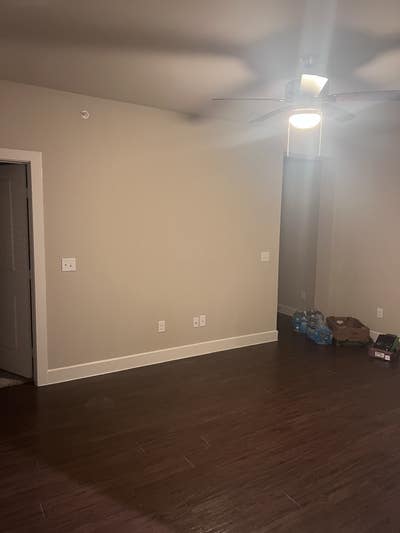 $800 – Private room w/ bathroom in 2BR apartment ( Main Photo