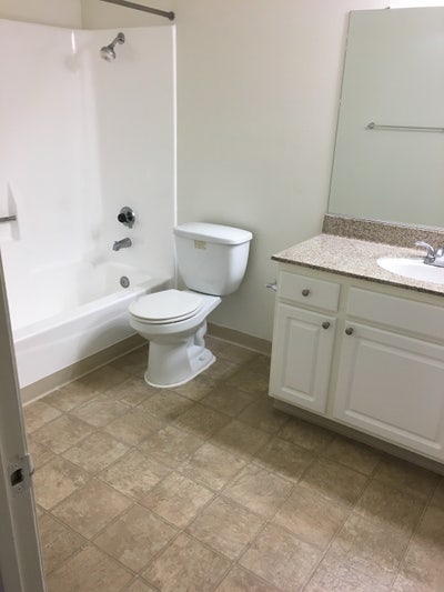 Quiet room available  Main Photo