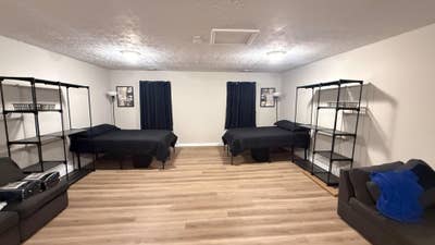 Live in Stone Mountain Main Photo