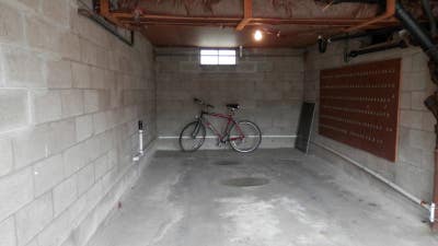 1 Bed and 1Bath with Bonus Garage Main Photo