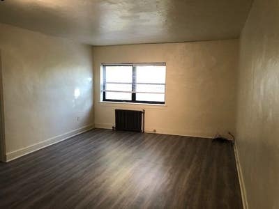 Nice Sq. Hill Apartment Main Photo