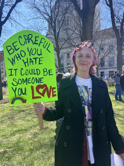 Looking for Short Term housing Main Photo