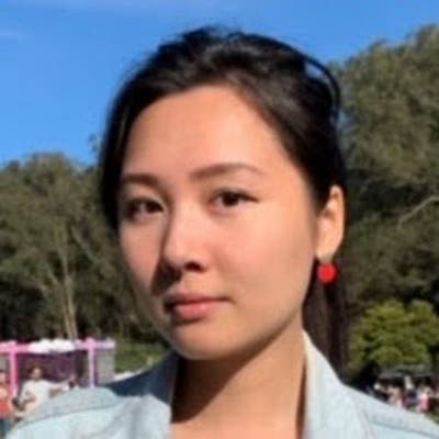 Friendly gal looking for summer sublease! Main Photo