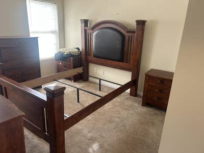 Multiple rooms available Main Photo