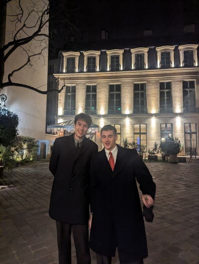 French intern looking for a room Lower Manhattan Main Photo