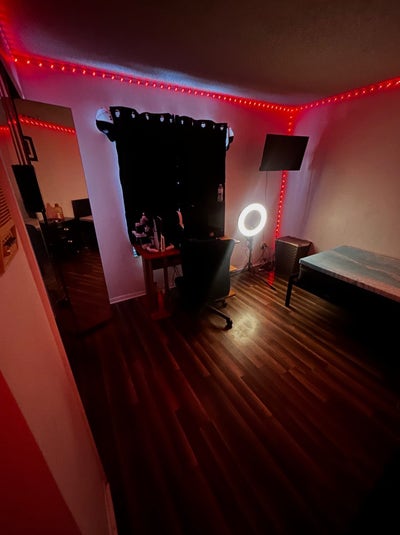 Room for rent Main Photo