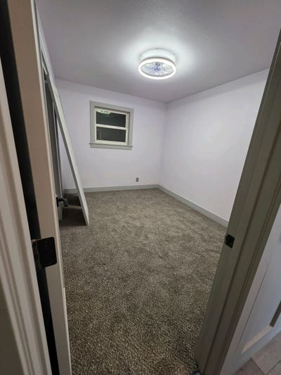 Room for rent Main Photo