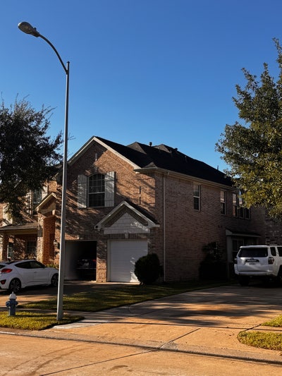 Spacious Rm for Rent by Lone Star College-Cypress Main Photo