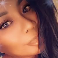 Woman looking for a room in Long Beach CA Main Photo