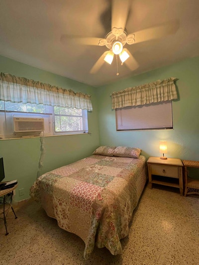 Private BR and bathroom with private entrance.  Fu Main Photo