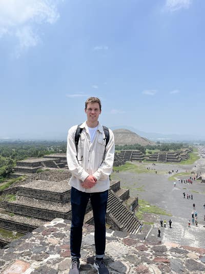 Room wanted in Boston Main Photo