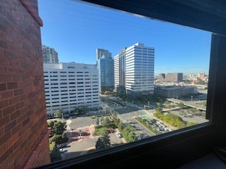 Newport Apartment Room Available! Main Photo