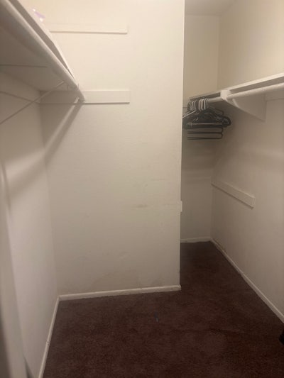 1 large room  Main Photo