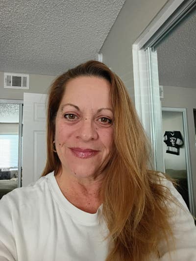 Responsible female looking for a room in SFV Main Photo