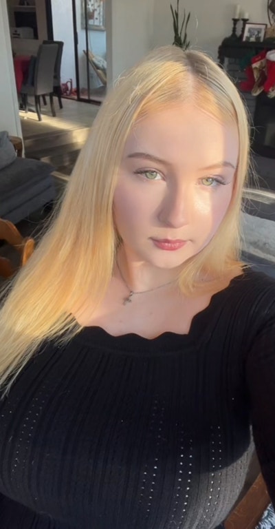 Responsible female looking for a room now Main Photo