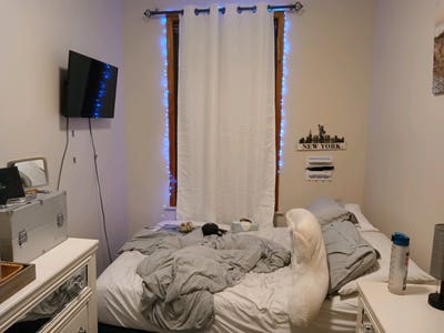 Looking for Roommate Main Photo