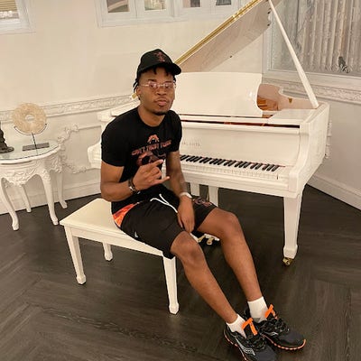 Room wanted in Dallas Main Photo