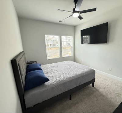 Furnished Oak Suite_$_Utilities Included_Private  Main Photo