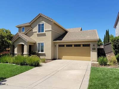 Room with Private Bathroom Main Photo
