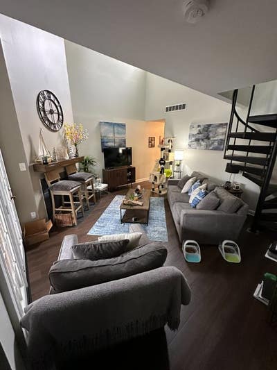 Private BedBath in 2BR Condo (Shared) w One Quiet  Main Photo