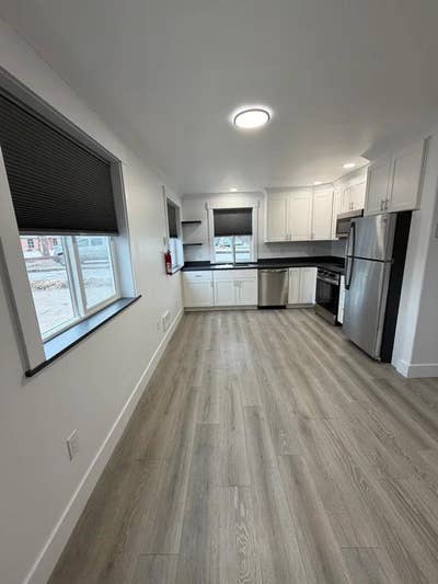 Fully remodeledall new appliancescenterly located  Main Photo