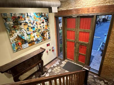 Luxury Loft for Rent  bath (M104) Main Photo