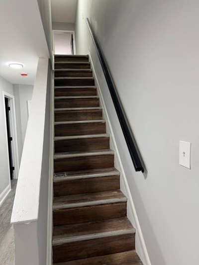 Private Room $700 (Shared Bath) Main Photo