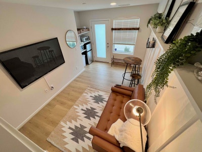 1bed 1bath w Private Entrance | SeattleRenton Main Photo