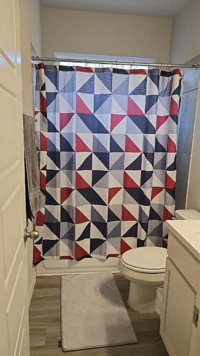 Private Room w Private Bath_$_Utilities Included_ Main Photo