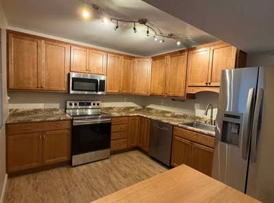 • Cozy Furnished Room in shared house in Ballwin_ Main Photo