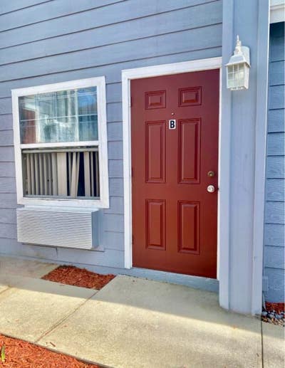 Efficiency ready to move in Main Photo