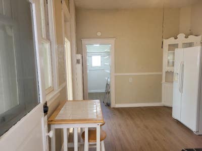 1Bd1Ba Great Dwntn Loc Victorian Classic Rev (#1R) Main Photo