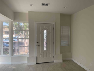 2910 S Budlong  Main Photo