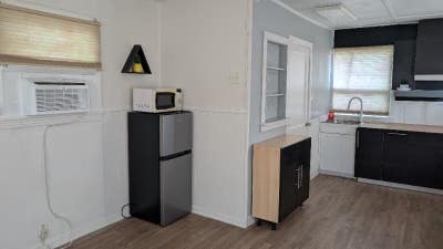 Cozy studio for rent Main Photo