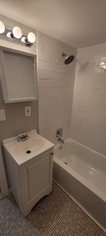 544 Wilson Bridge Drive Main Photo