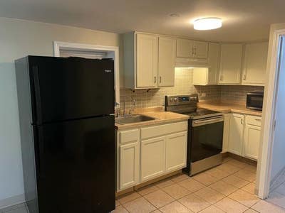 One Bedroom Plus Den in Belmont Cragin Main Photo