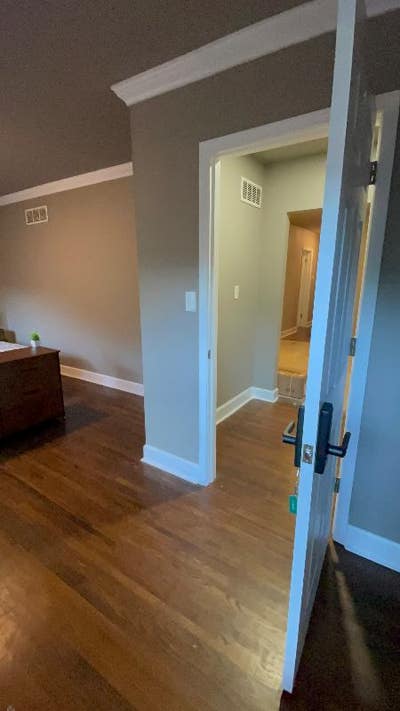 Furnished Room for Rent Near University & Midtown Main Photo