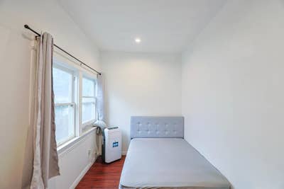 Private Room in 5BDBA Home Near USC — $925 + Util Main Photo