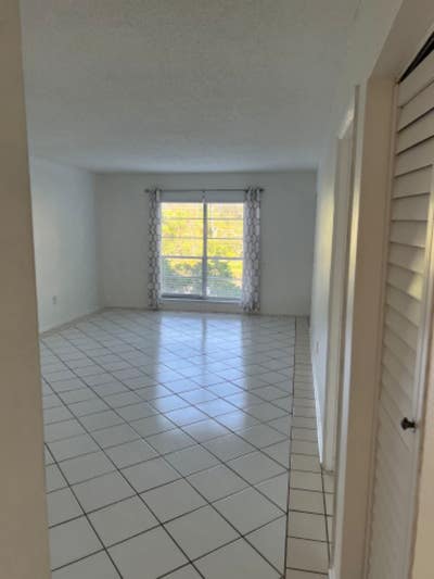 1 Bed Bath Condo in ClearwaterFL_Available _$1300. Main Photo