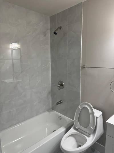 Furnished 2B2BBrand new redevelopment. Close to U Main Photo