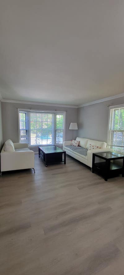 One Sunny Bright Private Room in an End_Unit Town Main Photo