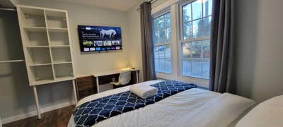 Modern 1 Bed Share Bathroom in Shoreline | $1250  Main Photo