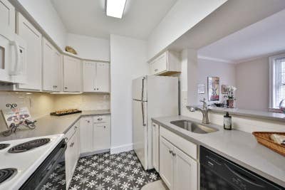 Awesome Bed + DEN Condo in Malvern Hall_$1695 Avai Main Photo